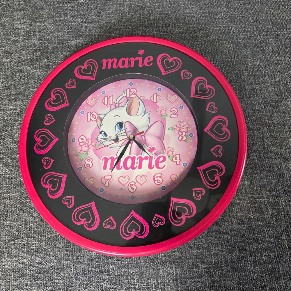 Disney Aristocats Marie Pink Heart Round Wall Clock T&G Quartz 12"
